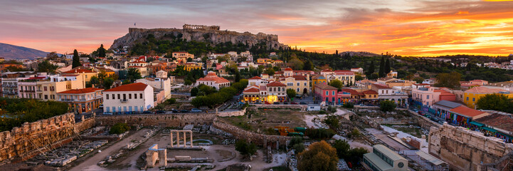 Canvas Print - View of Acropolis from a roof top coctail bar at sunset, Greece. 