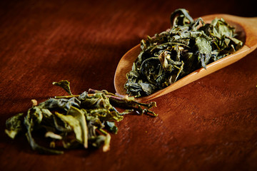 Canvas Print - Dried tea leaves with scoop