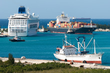 Grand Bahamas Island Ships