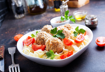 Canvas Print - pasta with meatballs