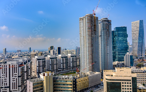 Cuadros en Lienzo Aerial cityscape of Sarona skyscrapers in Tel Aviv, Israel