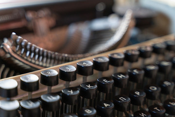 Fototapete - keyboard vintage typewriter close-up. Antiques in retro photography