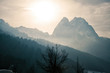 Alpsitz im Morgennebel, Alpenidyll