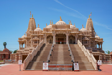 Exterior view of the famous BAPS Shri Swaminarayan Mandir