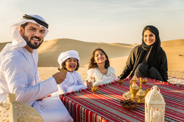 Wall Mural - Arabian family in the desert