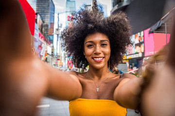 Wall Mural - Beautiful woman in New York