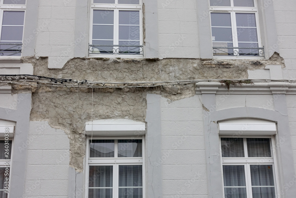 Enduit de façade qui se décolle Stock Photo Adobe Stock — free download