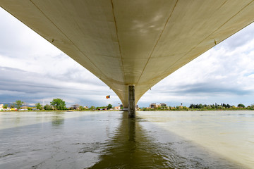 Poster - Puente en el rio