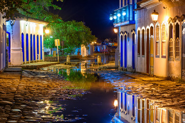 Fototapete - Night view of street of historical center in Paraty, Rio de Janeiro, Brazil. Paraty is a preserved Portuguese colonial and Brazilian Imperial municipality