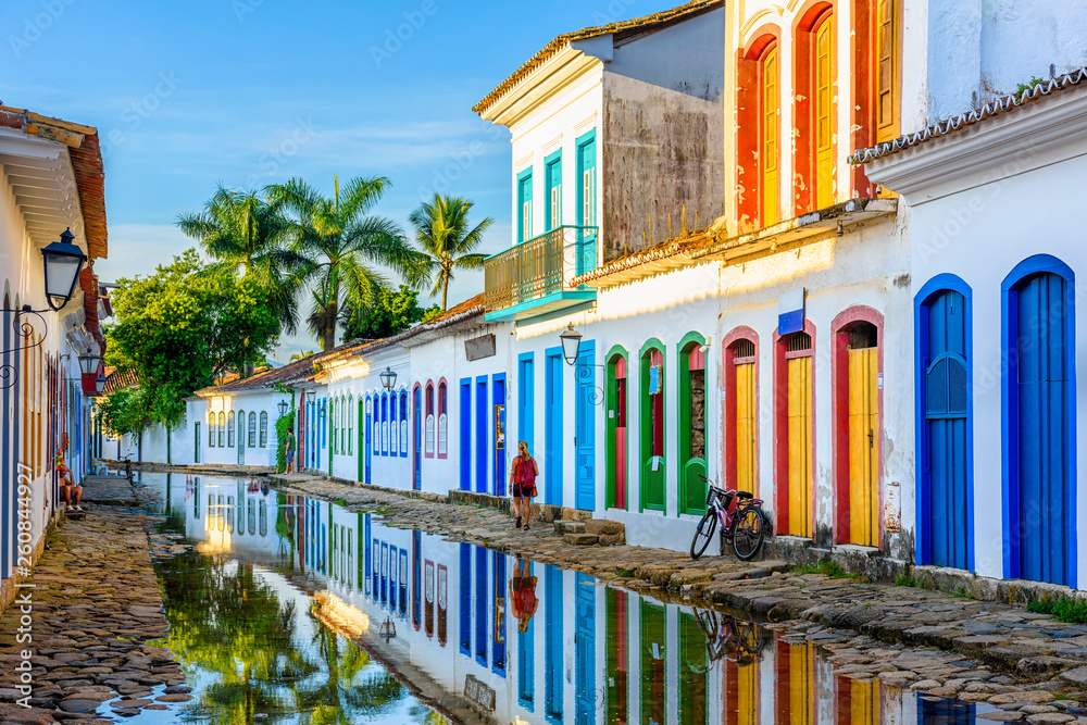 Street of historical center in Paraty, Rio de Janeiro, Brazil. Paraty is a preserved Portuguese colonial and Brazilian Imperial municipality - obrazy, fototapety, plakaty 
