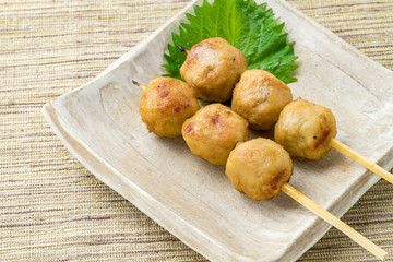 焼き鳥　つくね2本