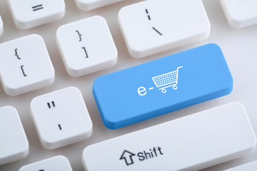 Fototapete - Computer keyboard with e-shopping button