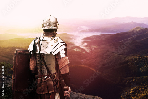 Fotografía ancient roman legionary soldier