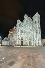 Fototapete - Cathedral Santa Maria del Fiore in Florence, Tuscany, Italy