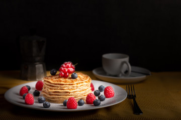 Canvas Print - pancakes with raspberries and blueberries