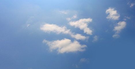 Wall Mural - white clouds on blue sky for background