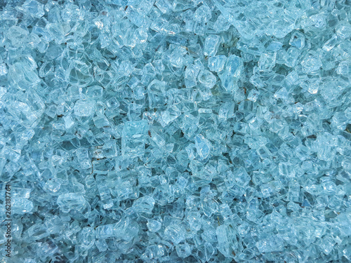 Zerstossenes Eis Crush Eis Blaues Kuhlende Kleine Eiswurfel Erfrischende Eiswurfel Dekorativer Hintergrund Aus Blaulichem Eis Kaufen Sie Dieses Foto Und Finden Sie Ahnliche Bilder Auf Adobe Stock Adobe Stock