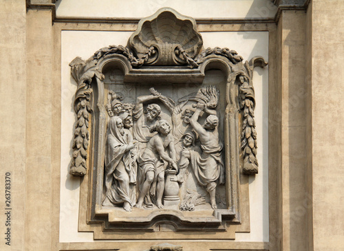 Fotografía Cristo flagellato; altorilievo in facciata della chiesa di Santa Maria della Pas