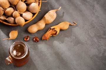 Canvas Print - Tropical fruit of tamarind - Tamarindus indica. Text space