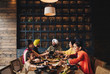 © Lumina/Stocksy - Family enjoying dinner time