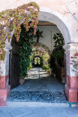 Canvas Print - Mexican Hacienda Pation