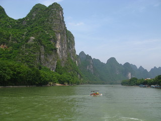 Wall Mural - Guilin Yangshuo Cruise on Li river, China