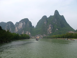 Wall Mural - Guilin Yangshuo Cruise on Li river, China