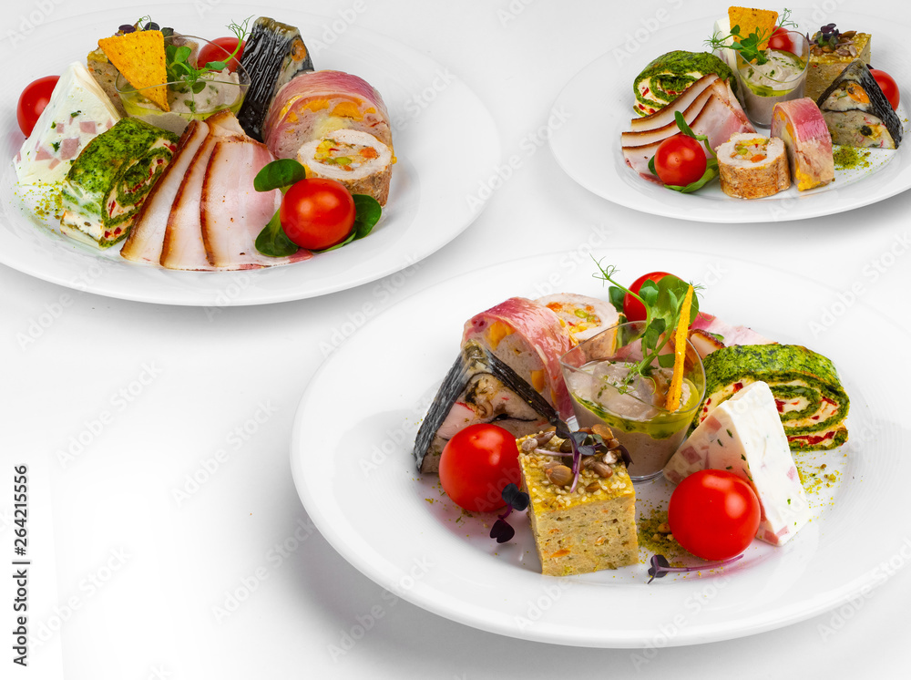 Capuchin mushroom with nachos, Fish terrine in algae leaves, Chicken ...