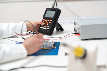 Poster - Debugging of electronic circuit Board