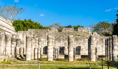 Poster - Temple of the Warriors in Chichen Itza, Mexico