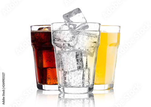 Fotografía Glasses of cola and orange soda drink and lemonade