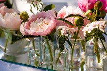 Festive Table Decor With White And Pink Flowers