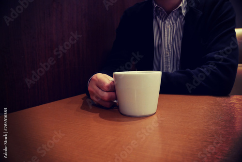 カフェのテーブル カップを持つ手 Buy This Stock Photo And Explore Similar Images At Adobe Stock Adobe Stock カフェのテーブル カップを持つ手 Buy This Stock Photo And Explore Similar Images At Adobe Stock Adobe Stock