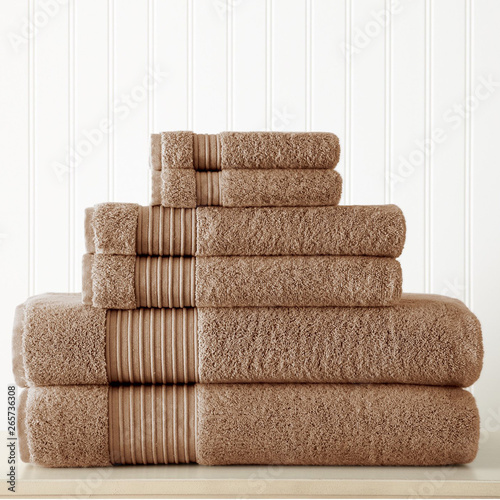 Fotografía Cotton terry towel set. Dobby border towel set