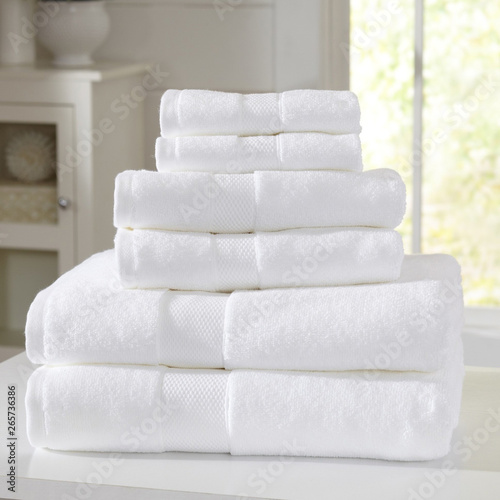 Fotomural Cotton terry towel set. Dobby border towel set