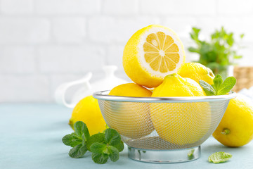 Sticker - Sliced and whole lemons with mint