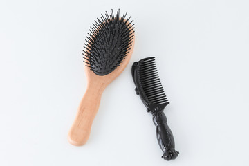 ヘアブラシ　hairbrush