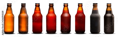 Fotomural 300ml beer bottles with drops and dries on white background