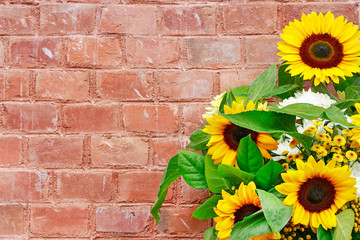 Fotomurales - Bouquet of beautiful sunflowers on brick background