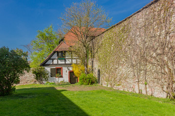 die ersten Sonnenstrahlen in der schönen Altstadt von Schmalkalden