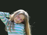 Fototapeta  - Dziewczynka w okularach