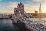 Fototapeta Londyn - Tower Bridge im Sonnenuntergang