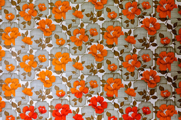 patterned wallpaper from the 1970s/1980s