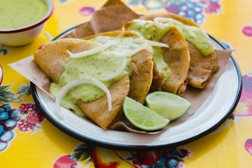 Canvas Print - Tacos de canasta is traditional mexican food in Mexico city