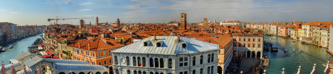 Wall Mural - Panorama view of Grand canal from roof of Fondaco dei Tedeschi. Venice. Italy