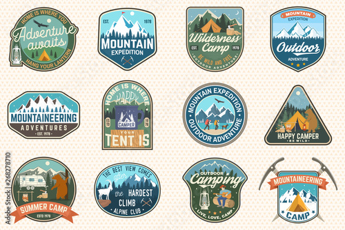 Fotografía Set of mountain expedition and summer camp patches