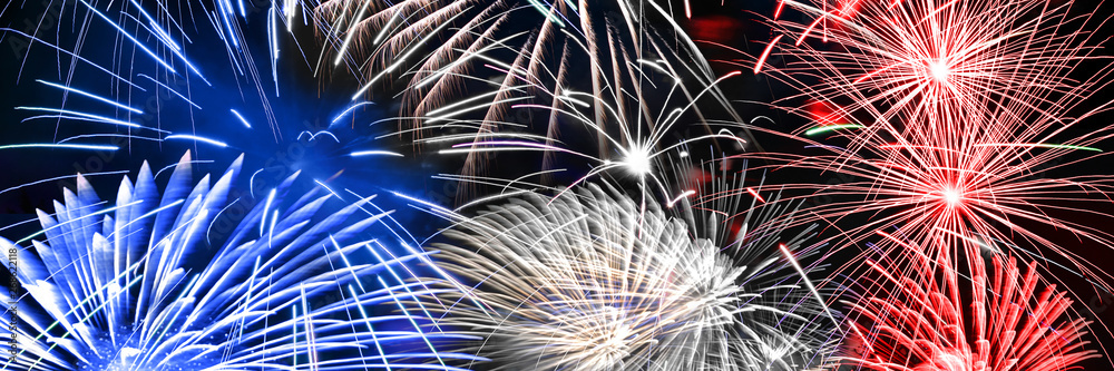 Blue white and red fireworks panoramic background, US or France national party concept - obrazy, fototapety, plakaty 