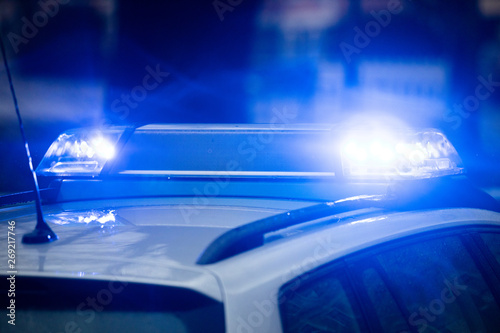 Fotomural Blaulicht Polizei Einsatz Fahrzeug Schilder