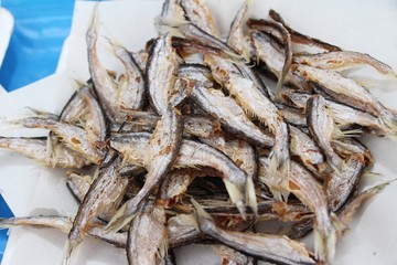 Canvas Print - Fried fish is tasty at street food