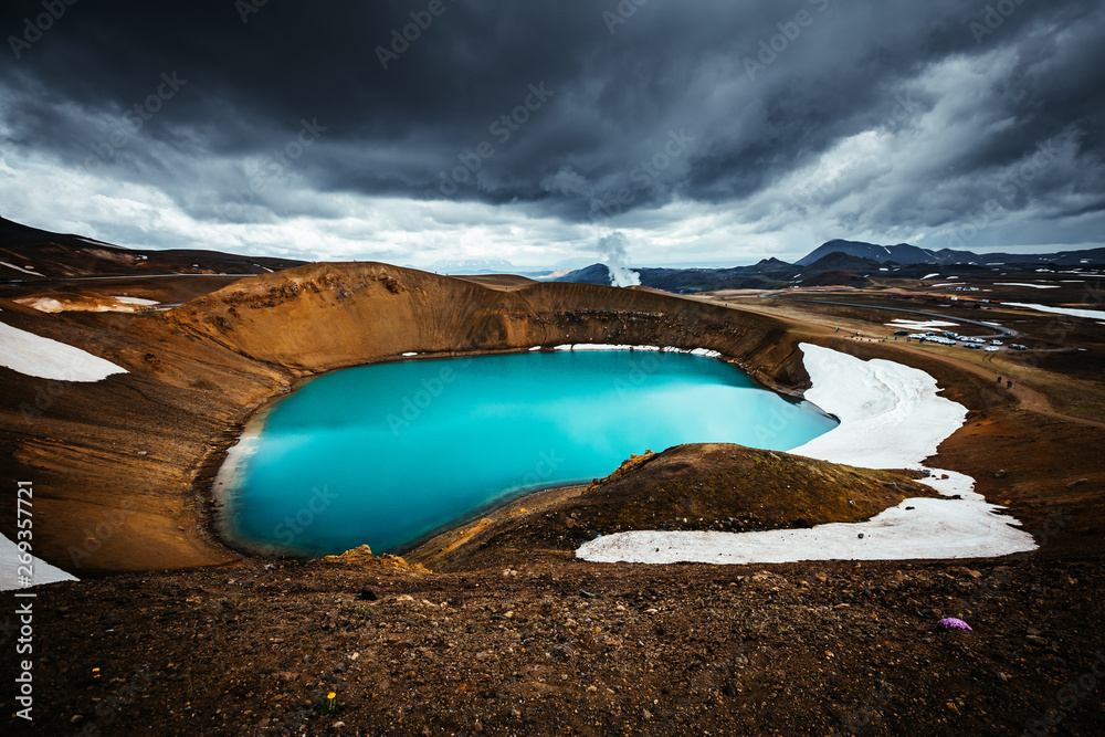 Exotic view of the geothermal valley Leirhnjukur. Location Myvatn lake, Krafla, Iceland, Europe. - obrazy, fototapety, plakaty 